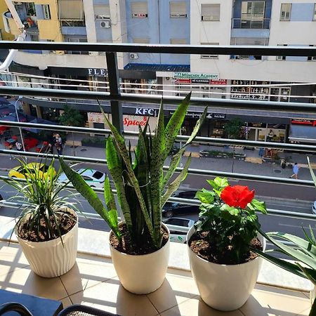 Marinela Apartment Tirana Bagian luar foto